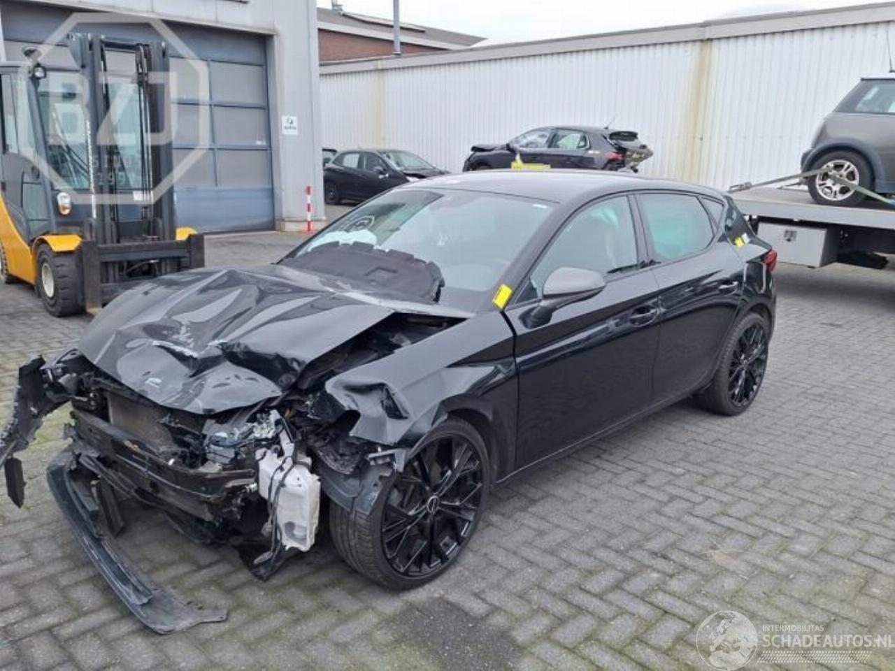 Seat Leon Leon (KLB), Hatchback 5-drs, 2019 1.5 eTSI 16V