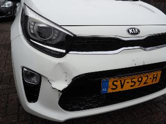 Kia Picanto 1.0 CVVT Design Edition picture 8