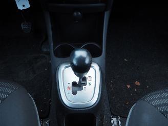 Peugeot 107 1.0 Active Automaat picture 17