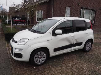 Vaurioauto  passenger cars Fiat Panda  2015/12