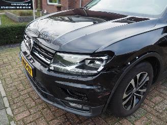 Volkswagen Tiguan 1.5 TSI Act ComfortLine Business picture 9