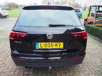 Volkswagen Tiguan 1.5 TSI Act ComfortLine Business picture 5