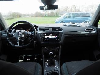 Volkswagen Tiguan 1.5 TSI Act ComfortLine Business picture 14