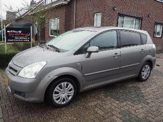 Coche accidentado Toyota Corolla-verso 1.8 VVT-i Sol 7Persoons 2004/9