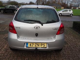 Toyota Yaris 1.3 VVTi Luna picture 5