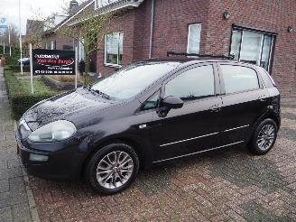 skadebil auto Fiat Punto Evo 1.3 M-Jet MyLife 2011/12