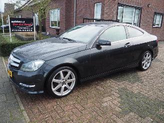 skadebil auto Mercedes C-klasse 180 Coupe Amg Line Motorschaden 2015/2