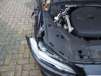 Volvo V-90 2.0 T5 90th Anniversary Edition picture 10