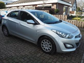 Hyundai I-30 1.4i picture 3