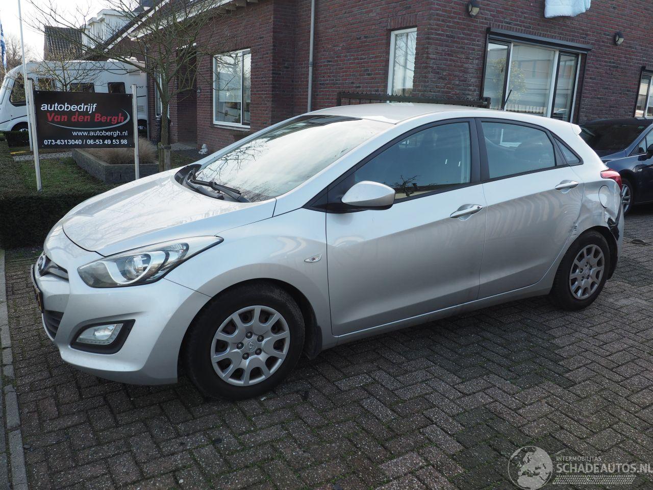 Hyundai I-30 1.4i