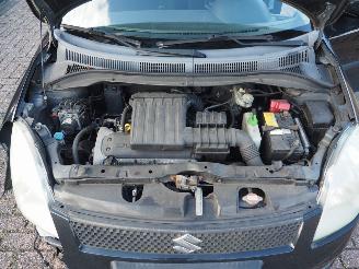 Suzuki Swift 1.3 Shogun picture 11