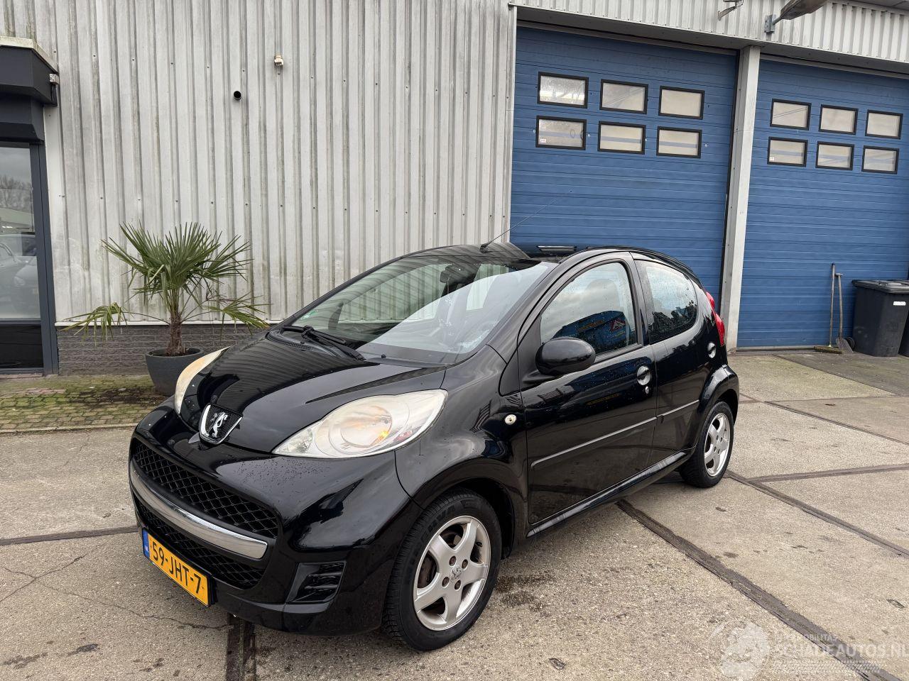 Peugeot 107 1.0 12V AIRCO 5-DEURS