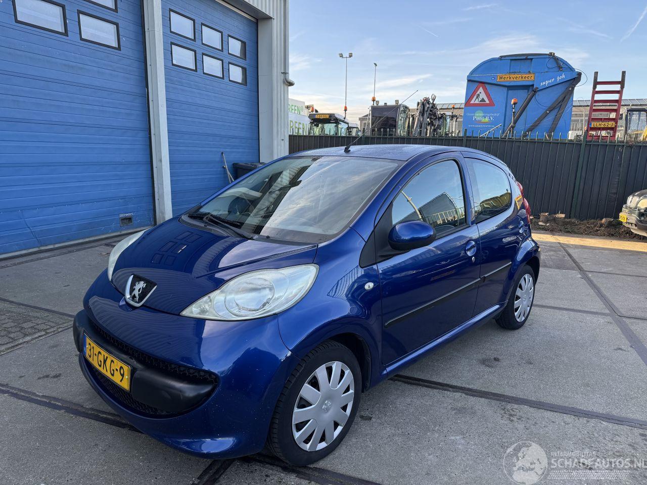 Peugeot 107 1.0 12V AIRCO 5-DEURS