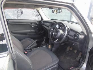 Mini Mini Mini (F56), Hatchback 3-drs, 2013 1.5 12V Cooper picture 3