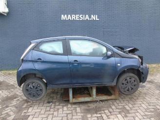 Salvage car Toyota Aygo Aygo (B40), Hatchback, 2014 1.0 12V VVT-i 2016/8