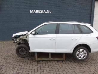 Auto da rottamare Skoda Fabia Fabia III Combi (NJ5), Combi 5-drs, 2014 / 2022 1.0 TSI 12V 2017/9