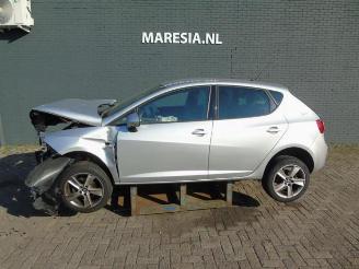 Auto da rottamare Seat Ibiza Ibiza IV (6J5), Hatchback 5-drs, 2008 / 2017 1.0 EcoTSI 12V 2015/9