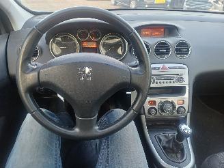 Peugeot 308 1.6 VTi XS picture 6