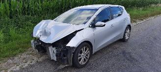 Autoverwertung Kia Cee d 1.6 crdi 2012/6