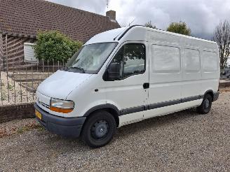Damaged car Renault Master 3.5T L3 H2 2.2 DCI 2002/9