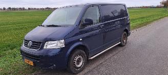 krockskadad bil auto Volkswagen Transporter 2.5 TDI 2008/3