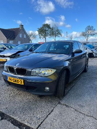 Unfallwagen BMW 1-serie 118i 2006/3