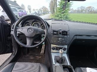 Mercedes C-klasse C 200 KOMPRESSOR picture 7