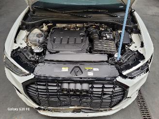 Audi Q3 35 TDi 110-KW S-Tronic S-Line Panoramadak picture 7