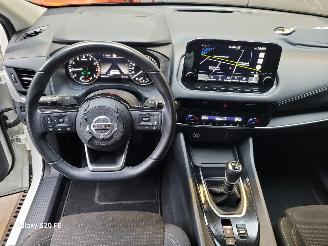 Nissan Qashqai 1.3 MHEV 103-KW 6-Bak Acenta Panoramadak picture 17