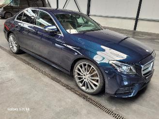 krockskadad bil auto Mercedes E-klasse 220d Limo 120-KW Automaat AMG 2017/3