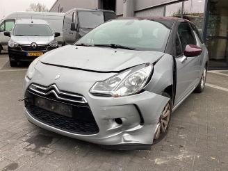 Salvage car Citroën DS3 DS3 (SA), Hatchback, 2009 / 2015 1.4 16V VTi 2010/8