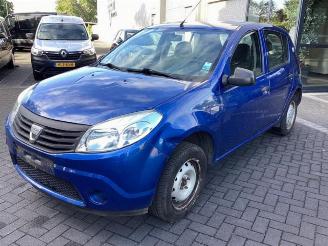 demontáž osobní automobily Dacia Sandero Sandero I (BS), Hatchback, 2008 / 2013 1.2 16V 2010/6