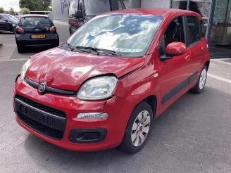 Coche siniestrado Fiat Panda Panda/Pandina (312), Hatchback, 2012 0.9 TwinAir 65 2013/5