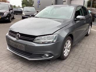 Auto da rottamare Volkswagen Jetta Jetta IV (162/16A), Sedan, 2010 / 2017 1.2 TSI 2011/8