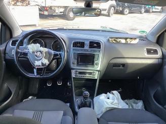 Volkswagen Polo Polo V (6R), Hatchback, 2009 / 2017 1.0 12V BlueMotion Technology picture 9