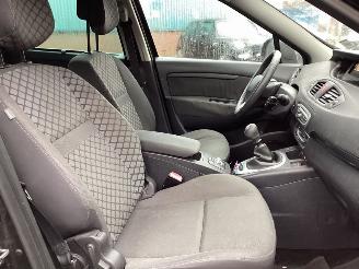 Renault Grand-scenic 1.4 TCe Parisienne search picture 9