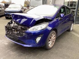 Salvage car Ford Fiesta Fiesta 7, Hatchback, 2017 1.0 EcoBoost 12V 100 2018/1