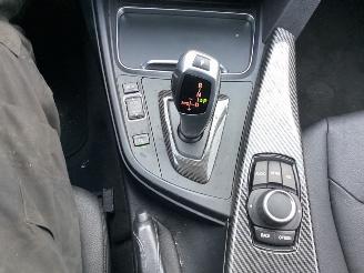 BMW 3-serie 320 I High Executive picture 13