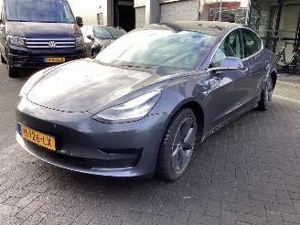 Vaurioauto  passenger cars Tesla Model 3 Standard RWD Plus 60 kWh 2020/3