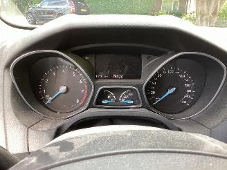 Ford Focus 1.0 Trend picture 12