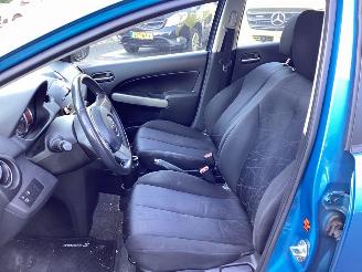 Mazda 2 1.3 TS Plus picture 10