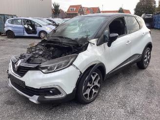 Dezmembrări autoturisme Renault Captur Captur I (2R), SUV, 2013 1.3 TCE 150 16V 2019/10