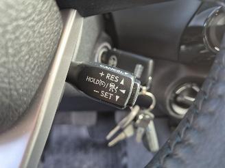 Toyota Hilux 2.4 D-4D Double Cab Professional picture 20