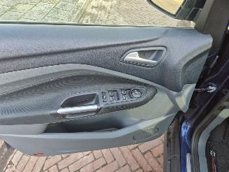 Ford C-Max 1.0 Titanium picture 9