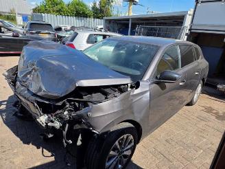 Vrakbiler auto Opel Astra Astra L Sports Tourer (F4/FC/FN/FR), Combi, 2021 1.2 Turbo 110 12V 2023/6