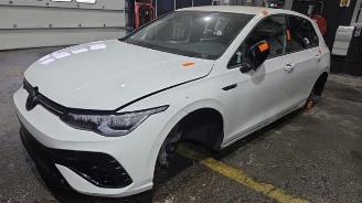 Salvage car Volkswagen Golf Golf VIII (CD1), Hatchback, 2019 2.0 TSI R 16V 4Motion 2021/2