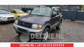 Uttjänta bilar auto Mitsubishi Pajero Pajero Hardtop (V6/7), Terreinwagen, 2000 / 2006 3.2 DI-D 16V 2001/6