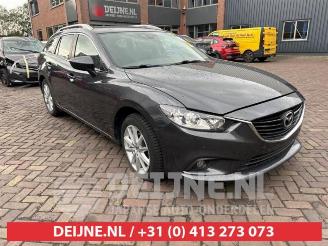 Vrakbiler auto Mazda 3 6 SportBreak (GJ/GH/GL), Combi, 2012 2.2 SkyActiv-D 150 16V 2013