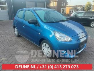 Coche siniestrado Mitsubishi Space-star Space Star (A0), Hatchback, 2012 1.0 12V 2014/6