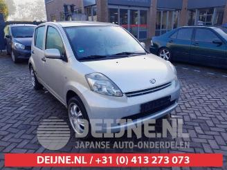 Coche siniestrado Daihatsu Sirion Sirion 2 (M3), Hatchback, 2005 1.3 16V DVVT 2007/5